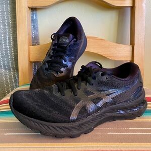 ASICS Gel Nimbus 23